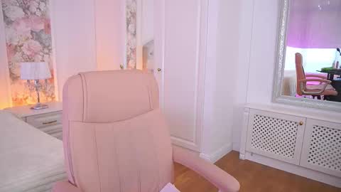 cozymell online show from 23, 3, 2026