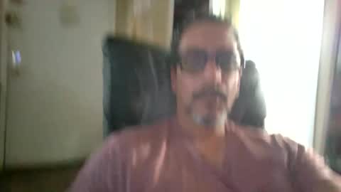 Snapshot of cq1er chatting on 21, 10, 2025 Alejandro online show from 21, 10, 2025
