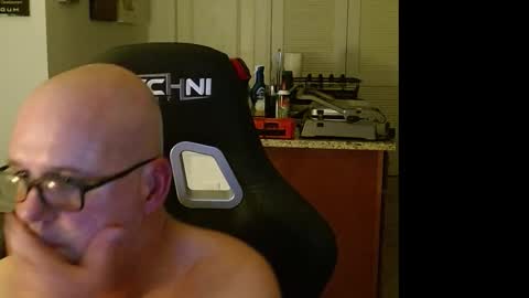 Snapshot of crazy_beyond_cute chatting on 19, 12, 2025 Crazy Beyond Cute online show from 19, 12, 2025