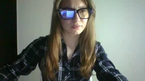 Snapshot of crazy_kisses_ chatting on 23, 3, 2026 crazy_kisses_ online show from 23, 3, 2026