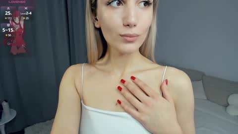 Snapshot of crazy_selfi chatting on 20, 1, 2025 Emma online show from 20, 1, 2025