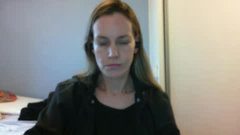 Snapshot of crazyanny chatting on 2, 10, 2025 Anny online show from 2, 10, 2025