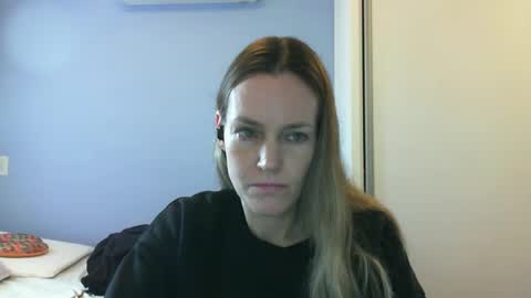 Snapshot of crazyanny chatting on 9, 10, 2025 Anny online show from 9, 10, 2025