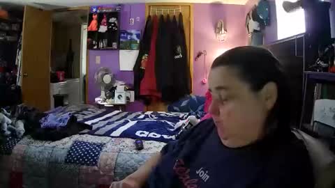 Snapshot of crazygirl802 chatting on 10, 1, 2026 crazygirl802 online show from 10, 1, 2026