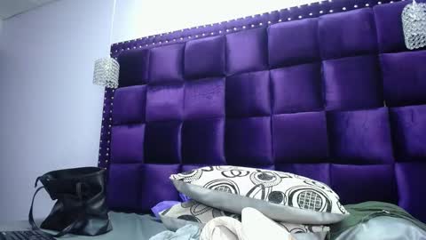 Snapshot of crazyonme chatting on 11, 1, 2025 diosalinda online show from 11, 1, 2025