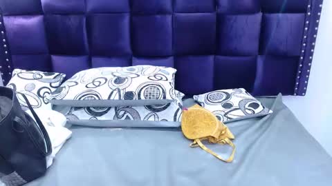 Snapshot of crazyonme chatting on 27, 10, 2025 diosalinda online show from 27, 10, 2025