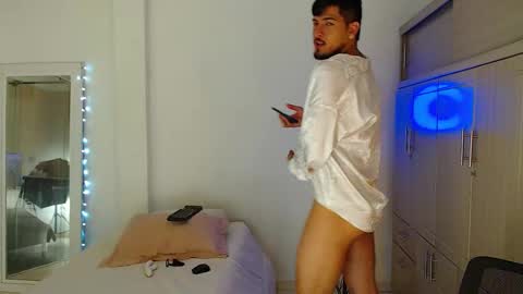 Bull online show from 12, 11, 2025