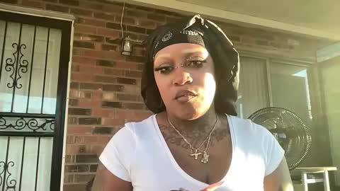 Snapshot of creame_sensation chatting on 1, 10, 2025 PHANTOMTARGARYENXXX online show from 1, 10, 2025
