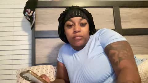 Snapshot of creame_sensation chatting on 26, 10, 2025 PHANTOMTARGARYENXXX online show from 26, 10, 2025