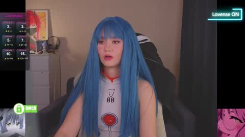 Snapshot of creammeow chatting on 6, 11, 2025 Alina online show from 6, 11, 2025