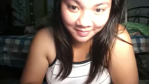 Snapshot of creamy_cunt4uxx chatting on 5, 11, 2025 my pussy always wet online show from 5, 11, 2025