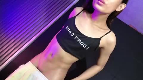 Delilah online show from 22, 7, 2026