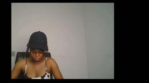 Snapshot of creamy_juicypussy chatting on 1, 3, 2025 Lady jasmine online show from 1, 3, 2025