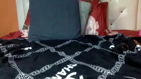 Snapshot of creamyamber chatting on 18, 1, 2025 KIM online show from 18, 1, 2025