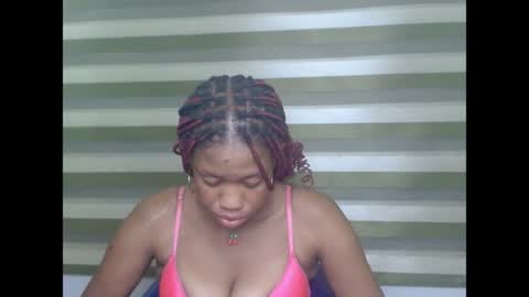 Snapshot of creamyxpussyx chatting on 20, 4, 2026 creamyxpussyx online show from 20, 4, 2026