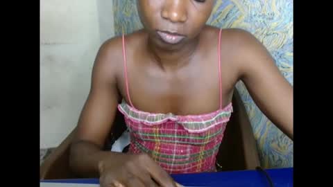 creamyxsugar online show from 22, 9, 2025