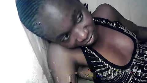 creamyxsugar online show from 21, 10, 2025