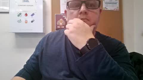 The hopeless romantic online show from 23, 11, 2025