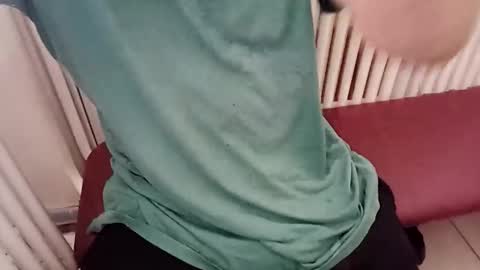 Snapshot of cremjee chatting on 19, 9, 2025 cremjee online show from 19, 9, 2025