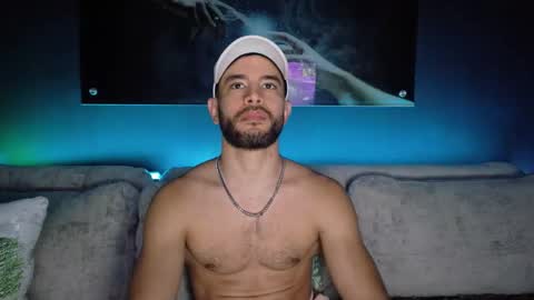 Snapshot of crhistian1_ chatting on 13, 2, 2026 CRHISTIAN online show from 13, 2, 2026