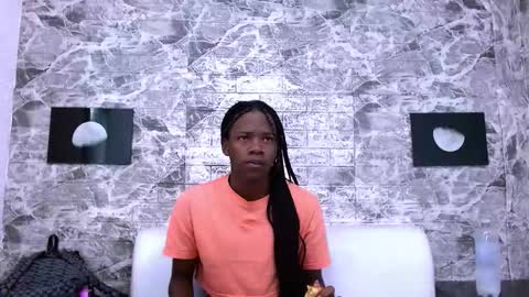 Snapshot of criisbrown_ chatting on 22, 11, 2025 CriisBrown online show from 22, 11, 2025