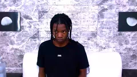 Snapshot of criisbrown_ chatting on 25, 11, 2025 CriisBrown online show from 25, 11, 2025