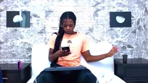 Snapshot of criisbrown_ chatting on 26, 11, 2025 CriisBrown online show from 26, 11, 2025