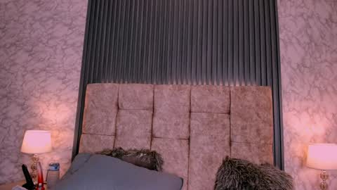 Cristina Sweet online show from 10, 1, 2025