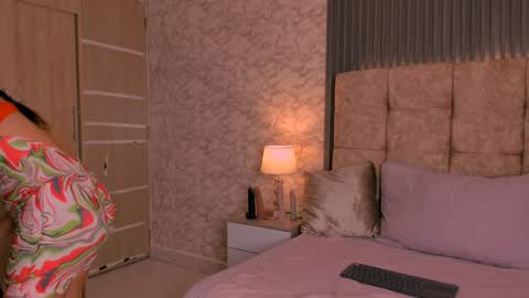 Cristina Sweet online show from 3, 2, 2025