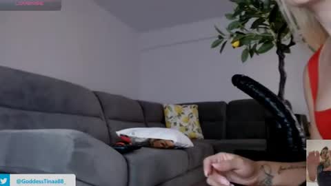 Snapshot of cris_tinne chatting on 14, 7, 2026 cris_tinne online show from 14, 7, 2026