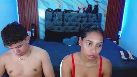 CRISANDMERY online show from 6, 1, 2026