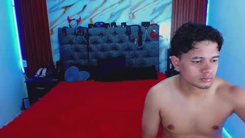 CRISANDMERY online show from 23, 3, 2026