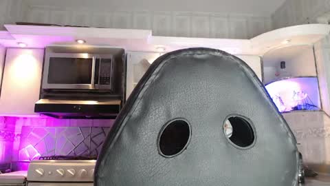 Cristina Onazis online show from 12, 4, 2026