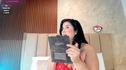 criss  spiicy online show from 27, 11, 2025