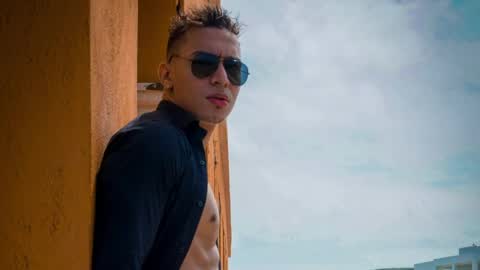 Cristopher online show from 6, 4, 2026