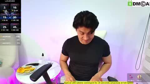 Snapshot of criss_evanss1 chatting on 15, 10, 2025 Criss Evans online show from 15, 10, 2025