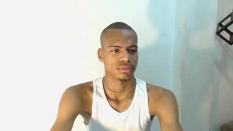 criss_zuri online show from 9, 10, 2025