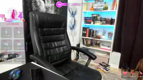 Twitter Christinne p online show from 11, 11, 2025