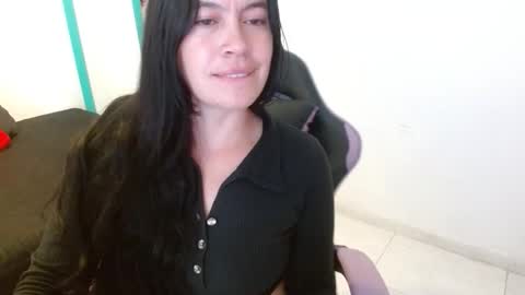 cristal1609 online show from 2, 2, 2026