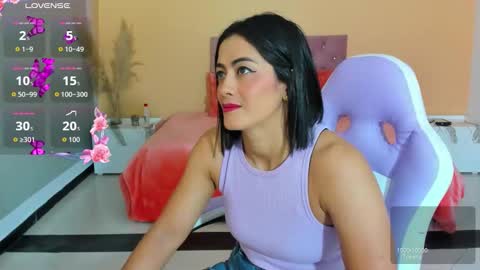 Snapshot of cristal_crossfit chatting on 25, 10, 2025 Cristal online show from 25, 10, 2025