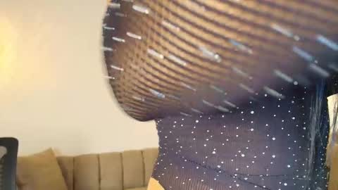 Snapshot of cristal_dim chatting on 17, 9, 2025 CRISTAL online show from 17, 9, 2025