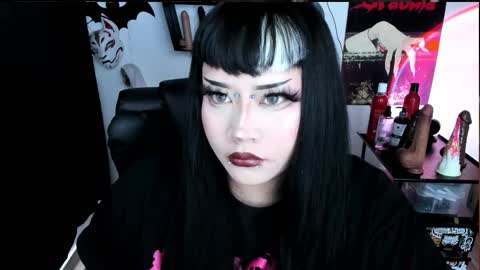 Snapshot of cristal_kosh chatting on 9, 9, 2025 Cris online show from 9, 9, 2025