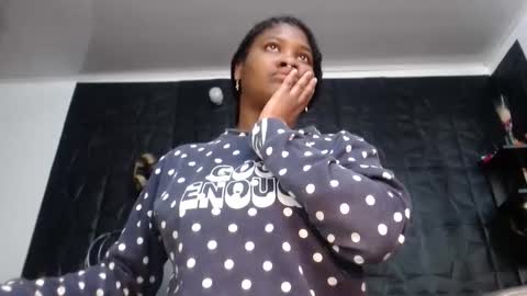 Snapshot of cristal_smith06 chatting on 25, 4, 2026 Hanna online show from 25, 4, 2026