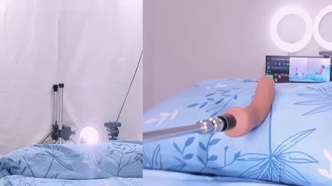 Snapshot of cristal_thompson_ chatting on 12, 12, 2024 cristal_thompson_ online show from 12, 12, 2024