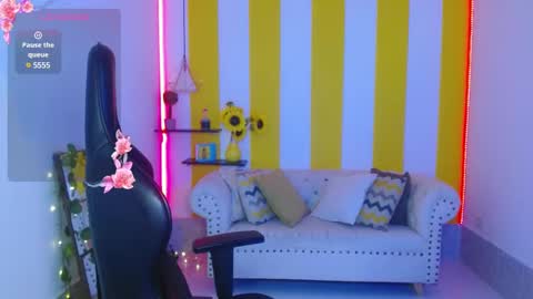 Snapshot of cristal_war chatting on 14, 1, 2025 Cristal online show from 14, 1, 2025