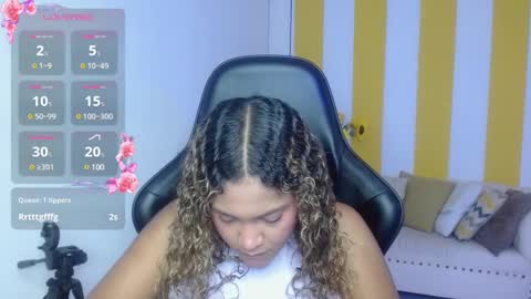 Snapshot of cristal_war chatting on 1, 2, 2025 Cristal online show from 1, 2, 2025