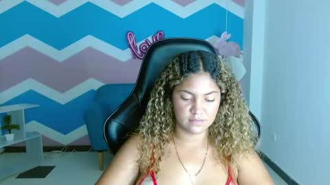 Snapshot of cristal_war chatting on 15, 2, 2025 Cristal online show from 15, 2, 2025