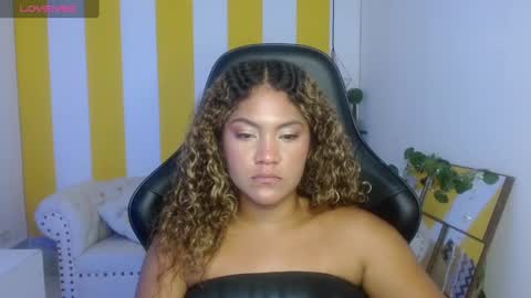 Snapshot of cristal_war chatting on 25, 2, 2025 Cristal online show from 25, 2, 2025