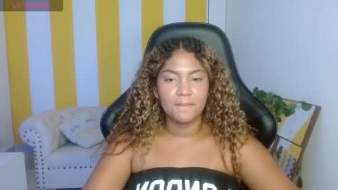 Snapshot of cristal_war chatting on 25, 2, 2025 Cristal online show from 25, 2, 2025