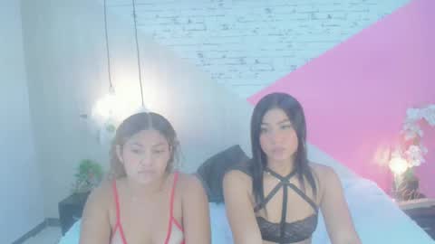 Snapshot of cristal_war chatting on 2, 11, 2025 Cristal online show from 2, 11, 2025